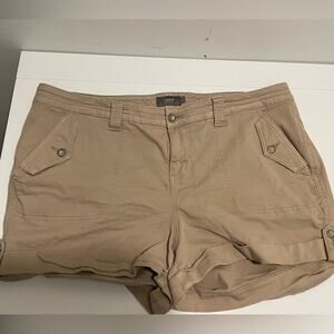 Torrid Roll Cuff Khaki Shorts Women's Size 22 Military Stretch Twill Mid-Rise